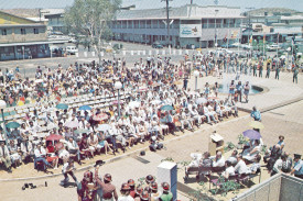 A big crowd turned out for the opening of the Mount Isa Civic Centre. Note the location of the fountain, which has since been replaced by a cenotaph honouring Mount Isa’s fallen soldiers.