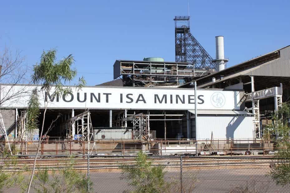 Around 1200 job losses will be felt when Glencore shuts down its underground copper operations next year.