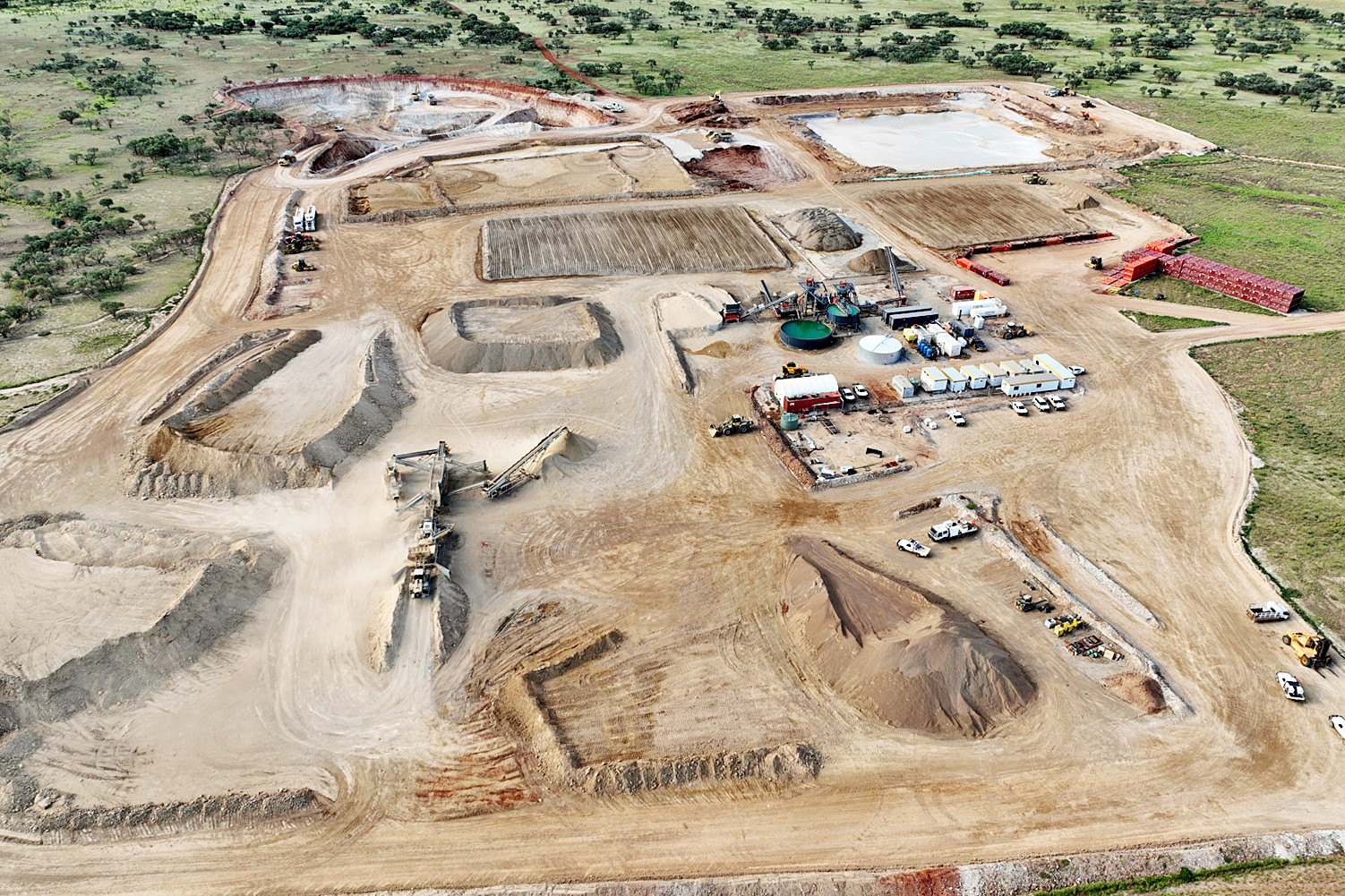 Centrex’s subsidary business AgriFlex Pty Ltd has entered voluntary administration, causing concern for the future of the Ardmore phosphate mine near Dajarra, which employs around 150 people.