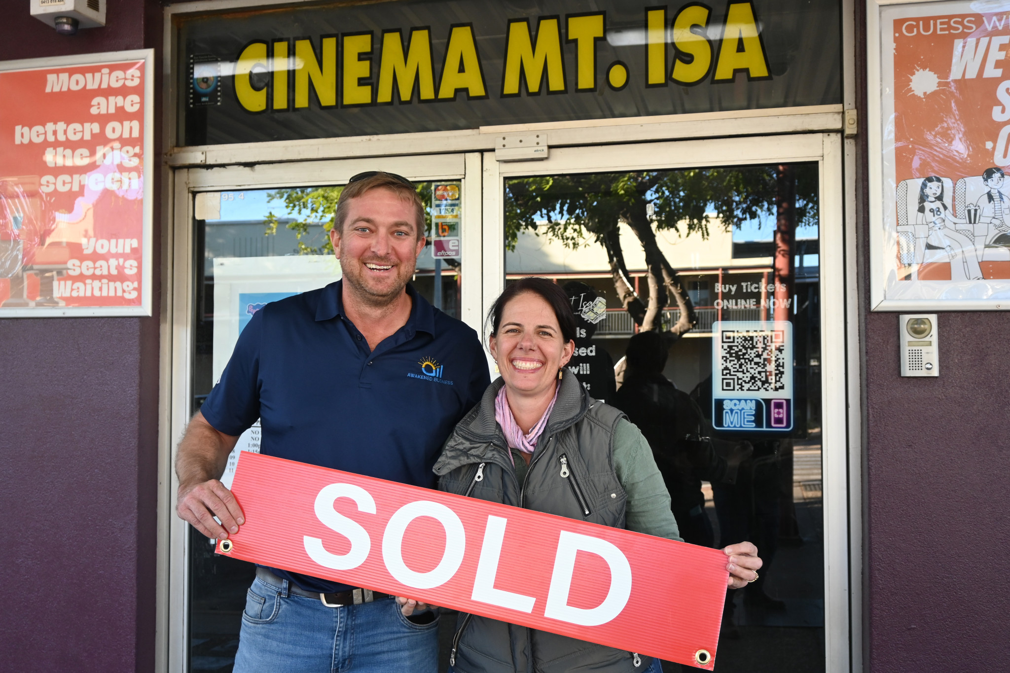 The new owners of Cinema Mount Isa – long-term locals Mick and Ciemon Scotney.