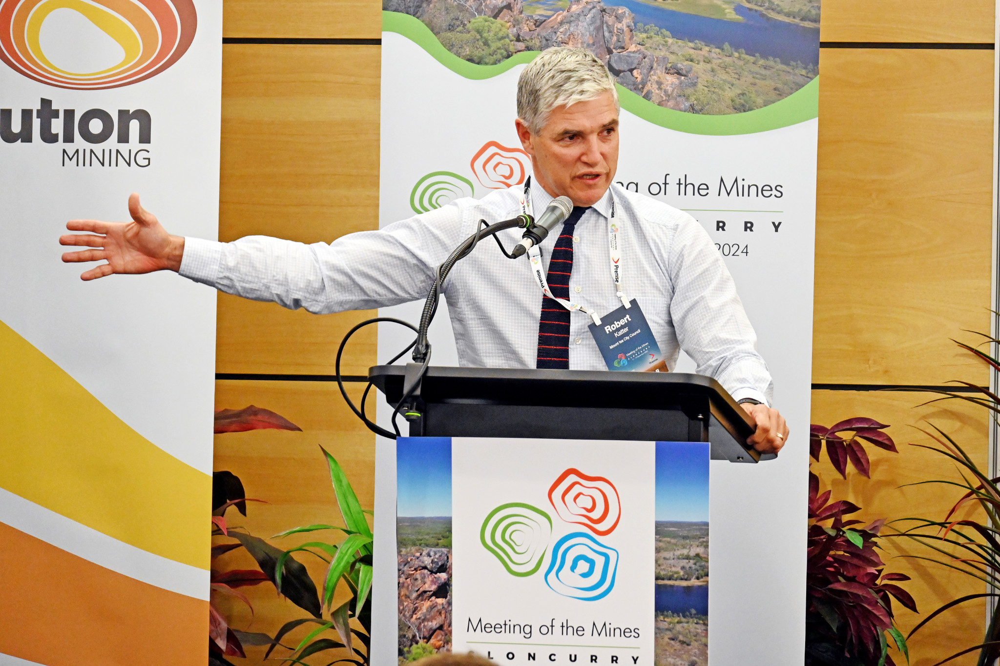 Traeger MP Robbie Katter believes the creation of a Special Economic Zone in the North West would have an immediate impact on investment in the region.