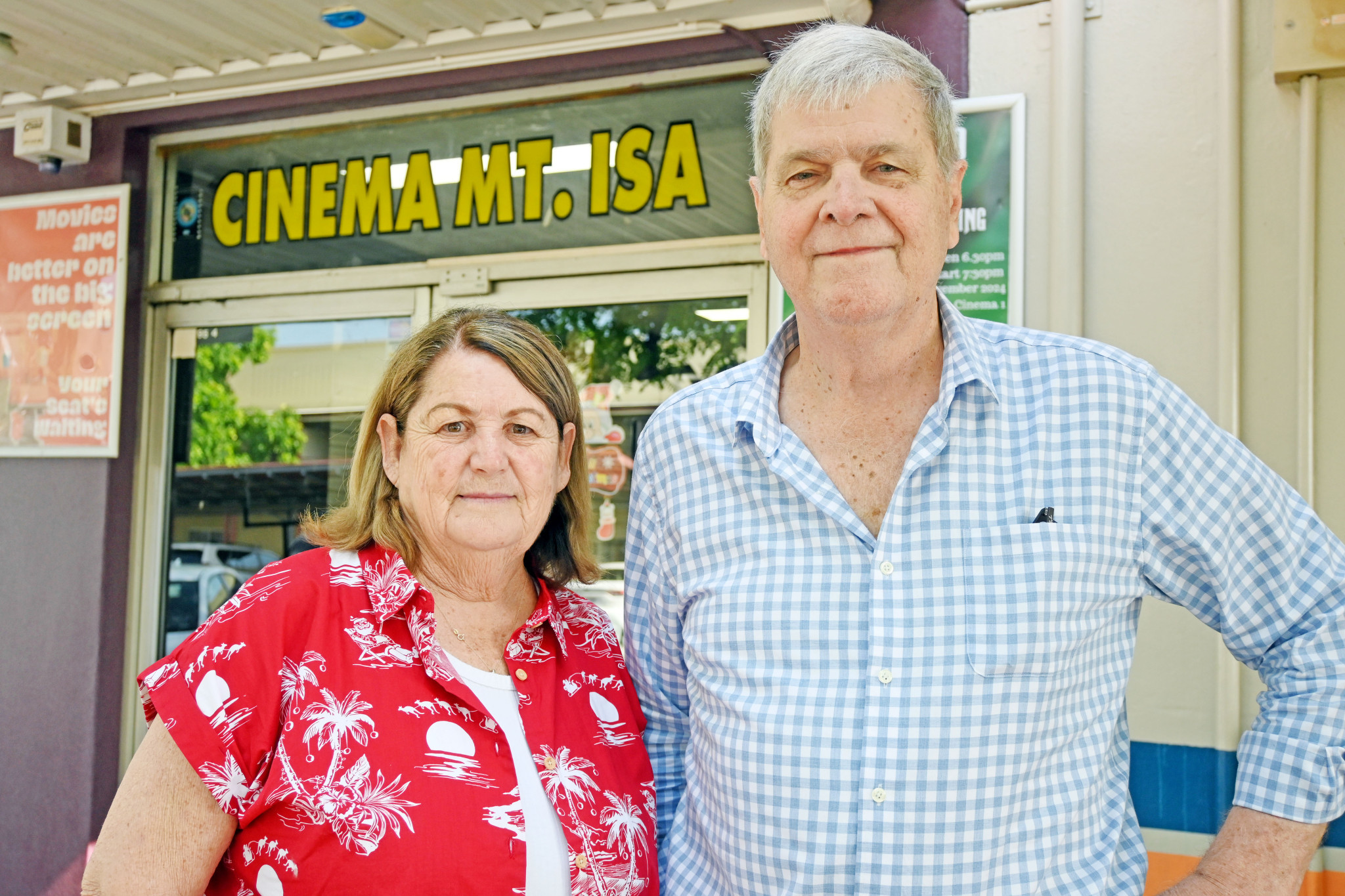 After more than a quarter of a decade at the helm, Cinema Mount Isa owners Lenore and Graeme Saunders will close the business next month as they prepare for retirement.