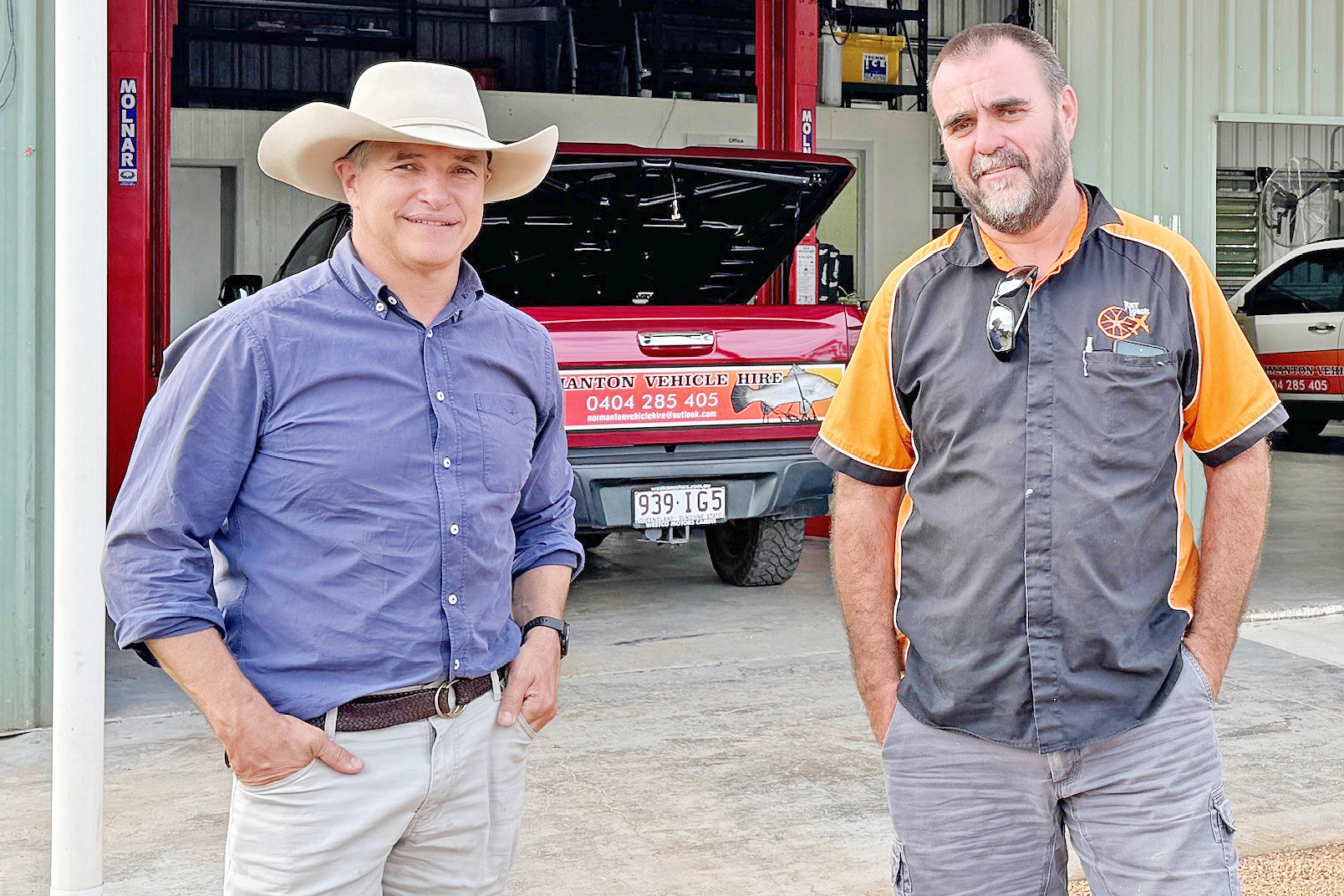 Traeger MP Robbie Katter with concerned Normanton parent Derek Lord.